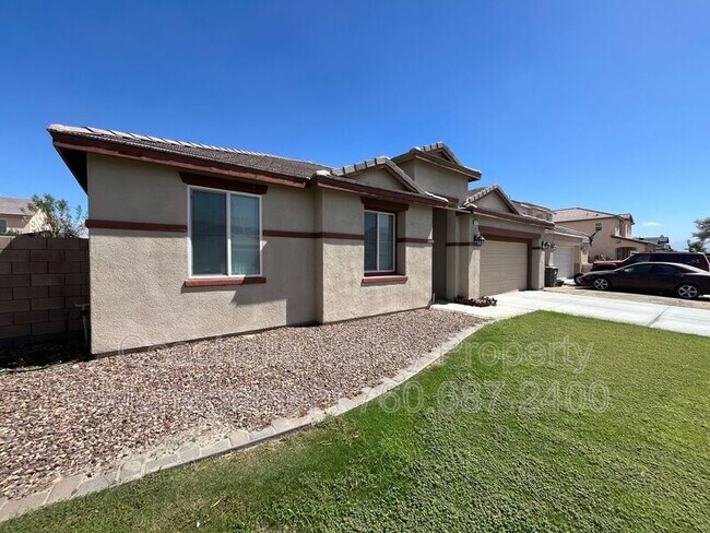 Building Photo - 49126 Pluma Roja Pl