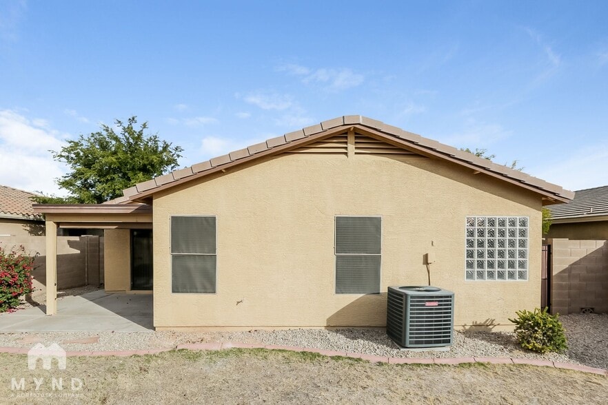 Building Photo - 42365 Bunker Dr