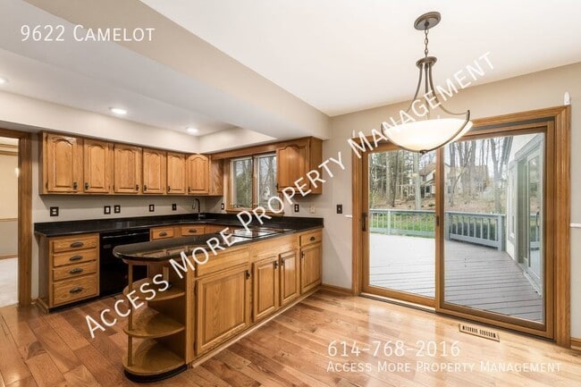 Building Photo - SPACIOUS & GRAND HOME IN PICKERINGTON!