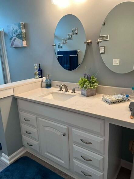 Building Photo - 2226 Huntingdon Dr