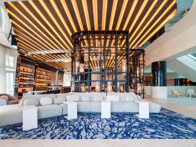 Building Photo - 3101 Bayshore Dr