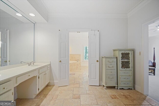 Building Photo - 80 Cliffcreek Trce NE