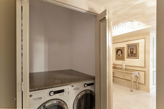 Building Photo - 2917 S Ocean Blvd