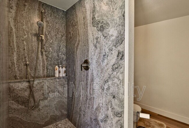 Building Photo - 1045 Leisure World