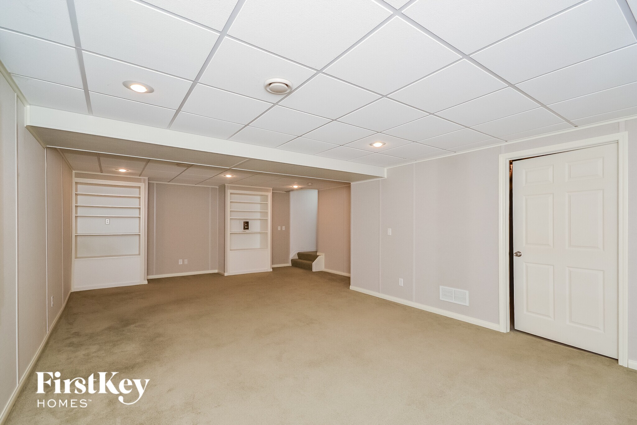 Building Photo - 17 Woodside Park Dr