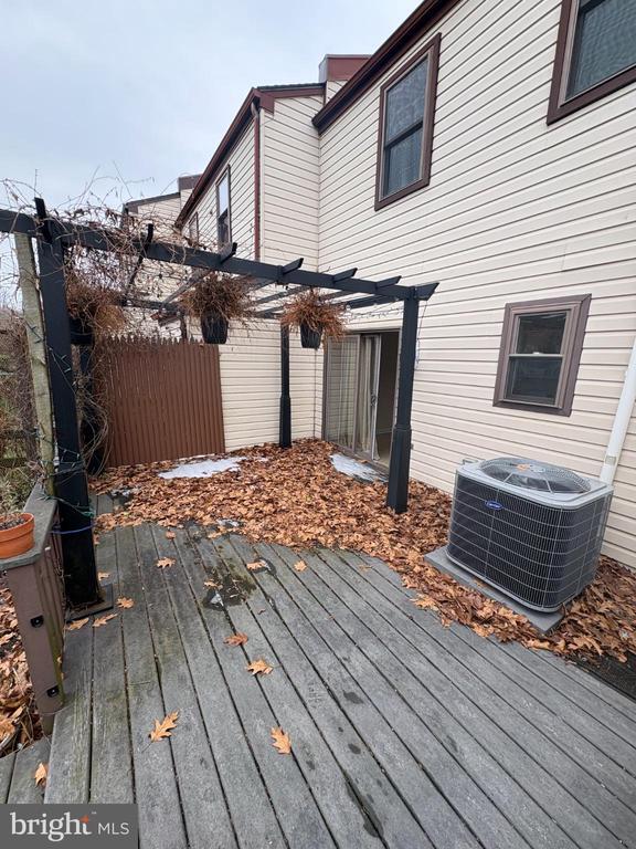 Building Photo - 1531 Tarleton Pl