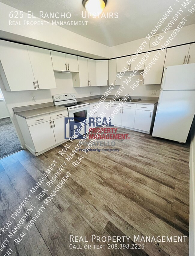 Building Photo - 625 El Rancho Blvd
