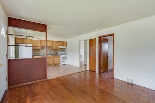 Interior Photo - Balfour Apartments (Renewed Investments I LLC)