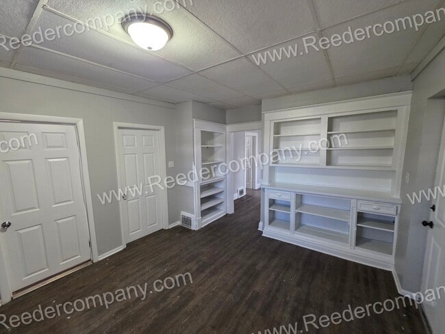 Building Photo - 3 bedroom 1 bathroom house in East Chicago