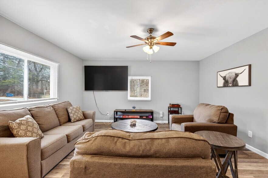 Building Photo - 7792 Alicia Ct