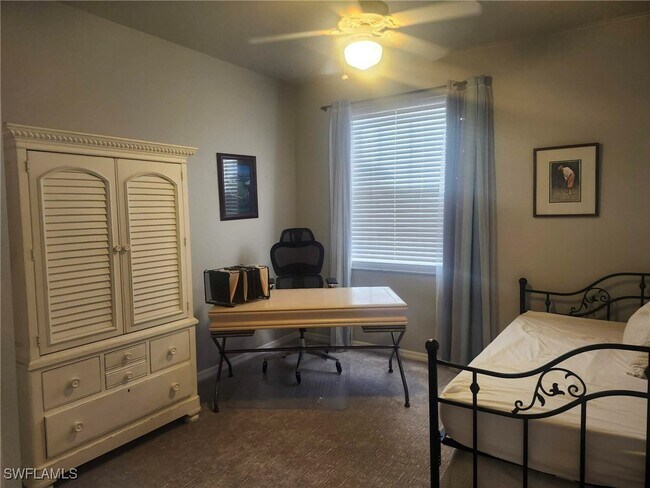 Building Photo - 640 Lalique Cir