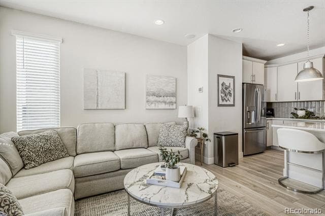 Building Photo - 5377 Quail St