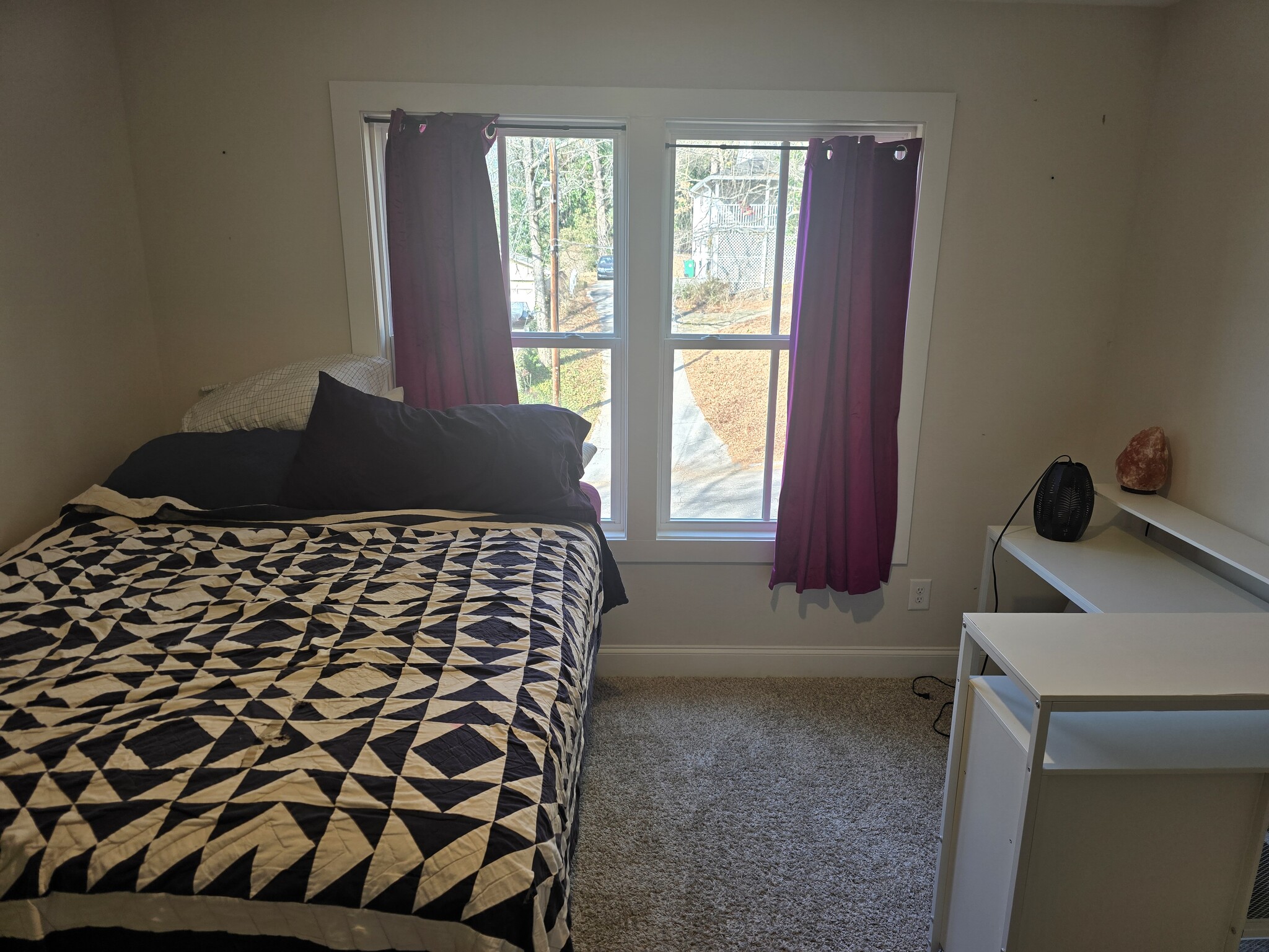 Building Photo - 5209 Skyline Dr