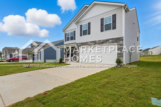 Building Photo - 4151 Hines Ln NE