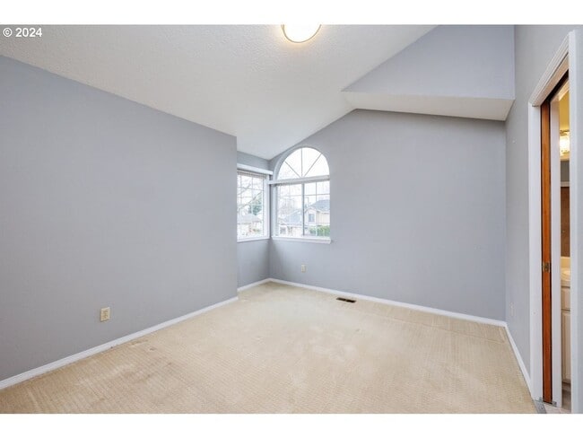 Building Photo - Bright, Open Living with Vaulted Ceilings ...
