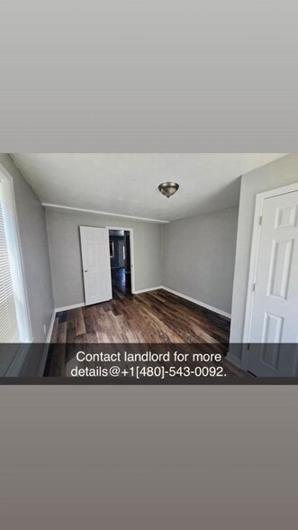 Building Photo - 3322 Lens Ave