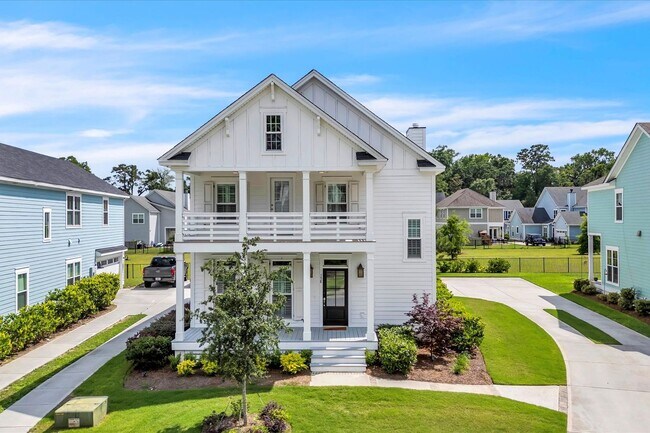 Building Photo - 158 Bluffside Cir
