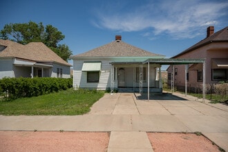 Building Photo - 2120 E Evans Ave