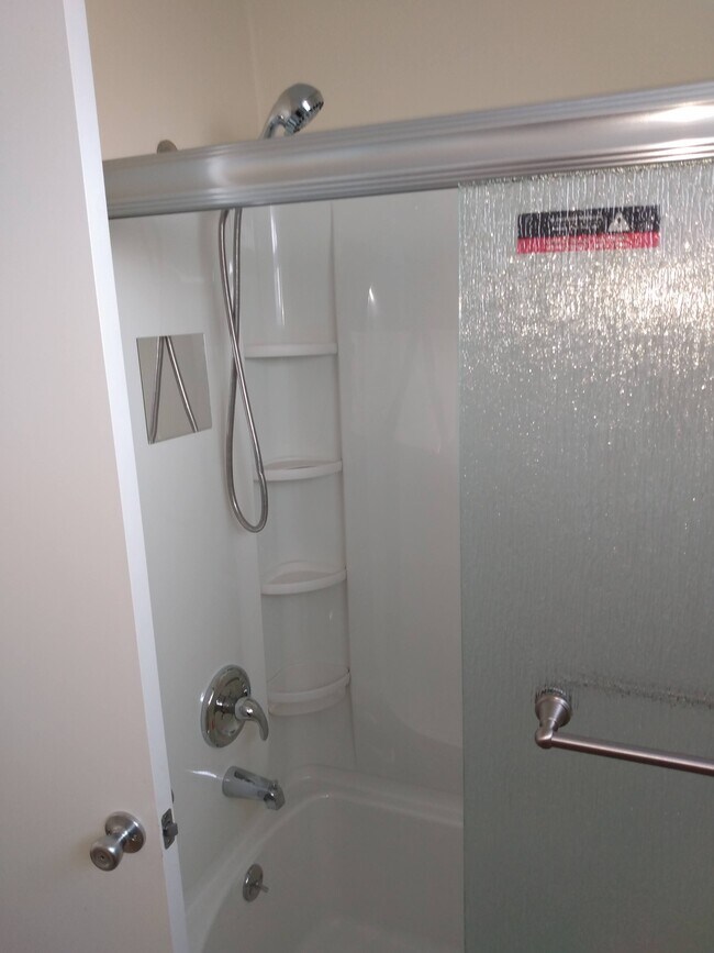 Building Photo - 257 East Ave