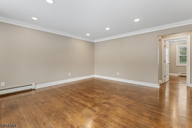 Building Photo - 26 Genevieve Ave