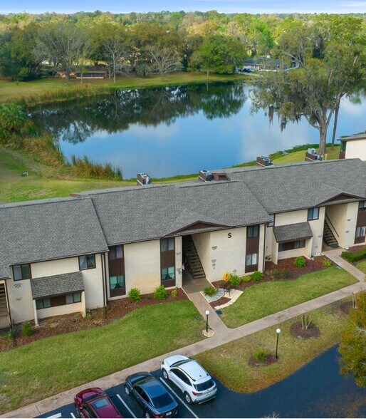 Building Photo - 671 Midway Dr