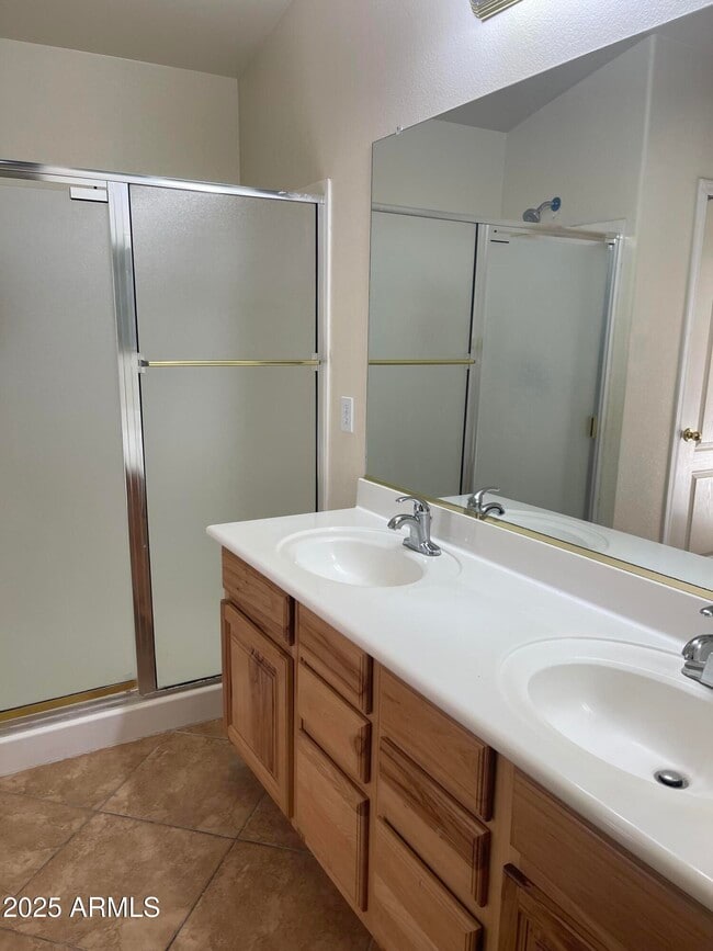 Building Photo - 29062 N Mountain View Rd