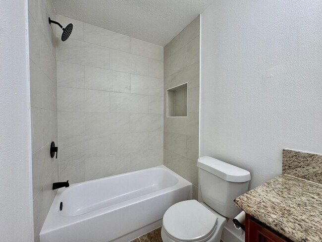 Building Photo - 6427 Liberty Valley Dr
