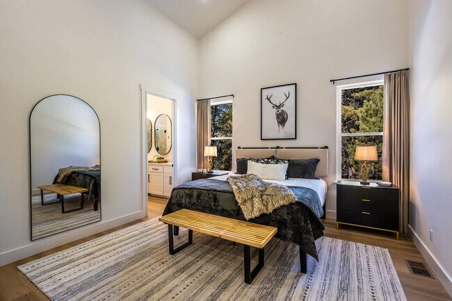 Building Photo - 3373 Mountain View Blvd