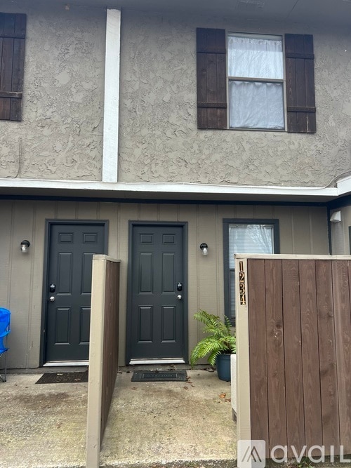 Building Photo - 1232 Apple Glen St