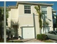 Building Photo - 692 NW 170th Terrace