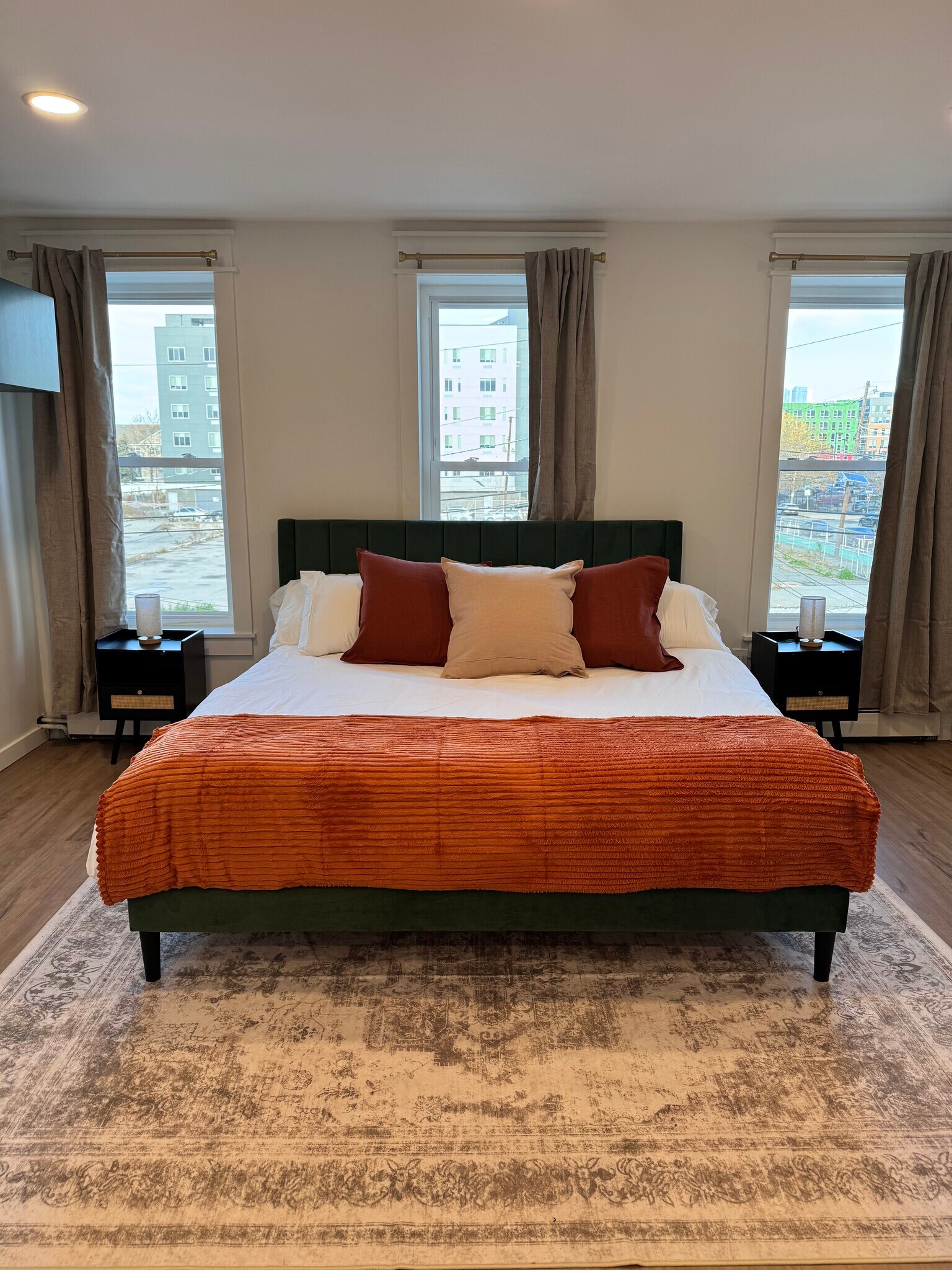 Bedroom 1 (King Bed) - 219 Culver Ave