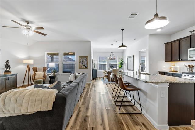 Building Photo - 601 Rawhide Way