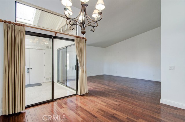 Building Photo - 8566 Fallbrook Cir
