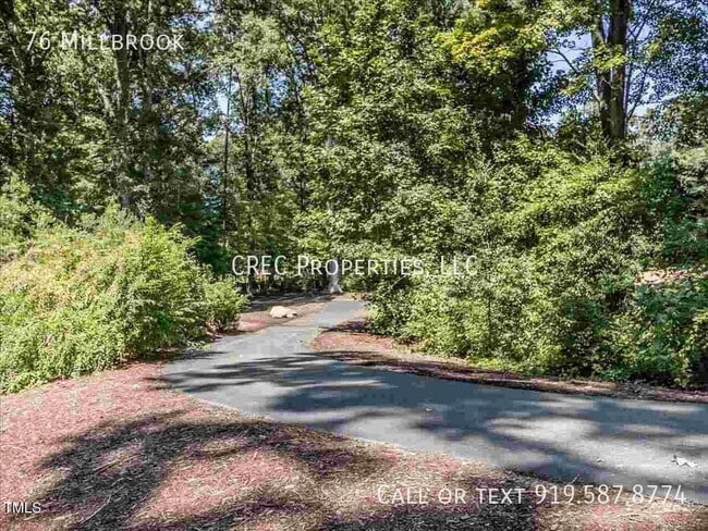 Building Photo - 76 Millbrook-