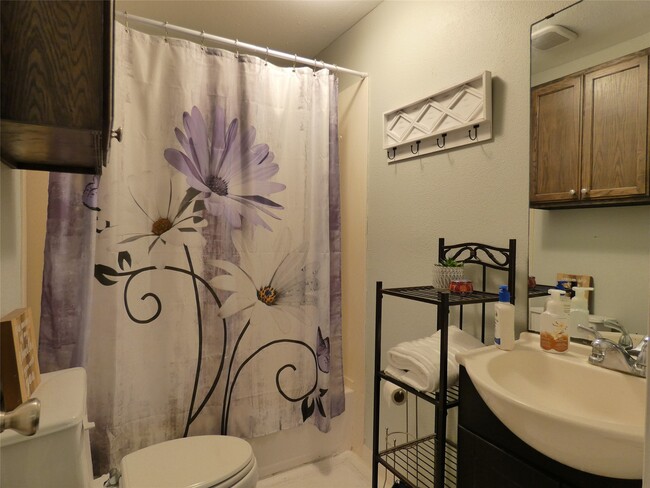 Building Photo - 507 Houston St