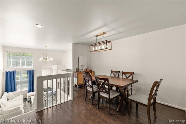 Building Photo - 1538 Maryland Club Dr