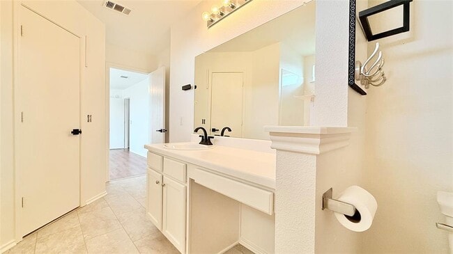 Building Photo - 15209 Mimebark Way