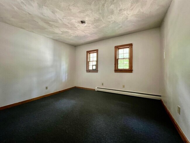 Building Photo - 503 Tamworth Rd