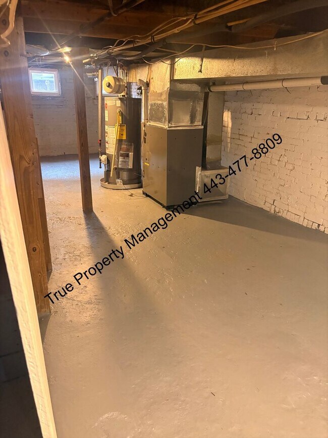 Building Photo - Cozy 2 Bedroom Home in West Baltimore