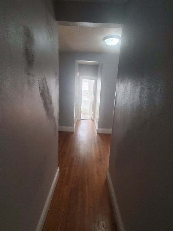 Building Photo - 76 Walnut Park