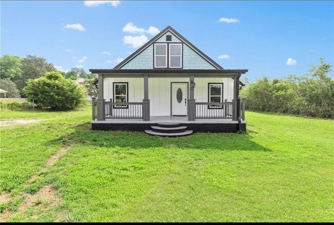 Building Photo - 4878 Youngs Mill Rd