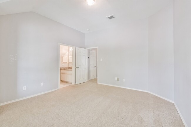 Building Photo - 18802 Half Volley Cir