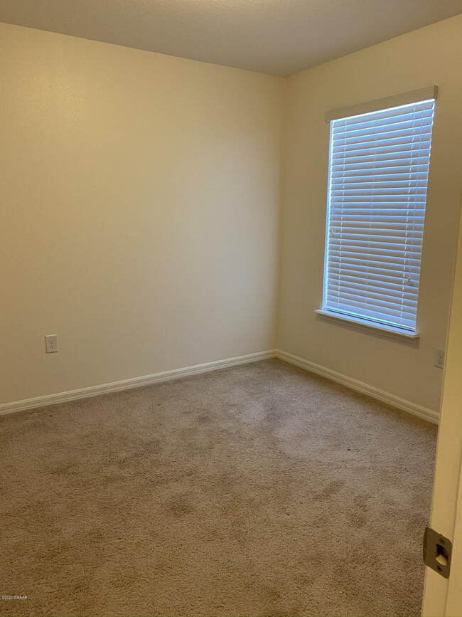 Building Photo - 202 Wentworth Grande Dr