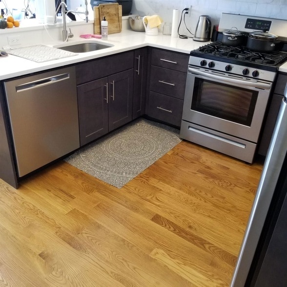 Building Photo - 3 Perrine Ave