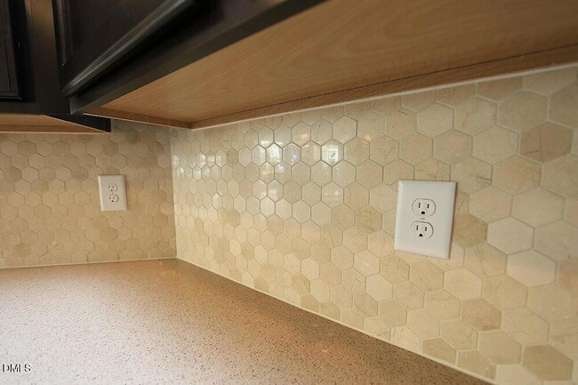 Building Photo - 446 Methven Grove Dr