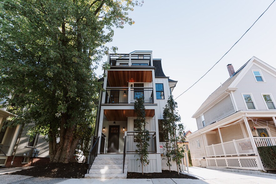 Building Photo - 5 Thurston St