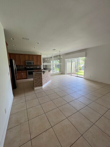 Building Photo - 10411 Belfry Cir