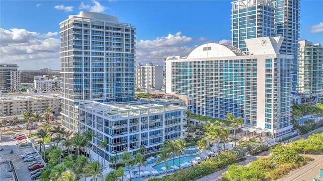 Building Photo - 6799 Collins Ave
