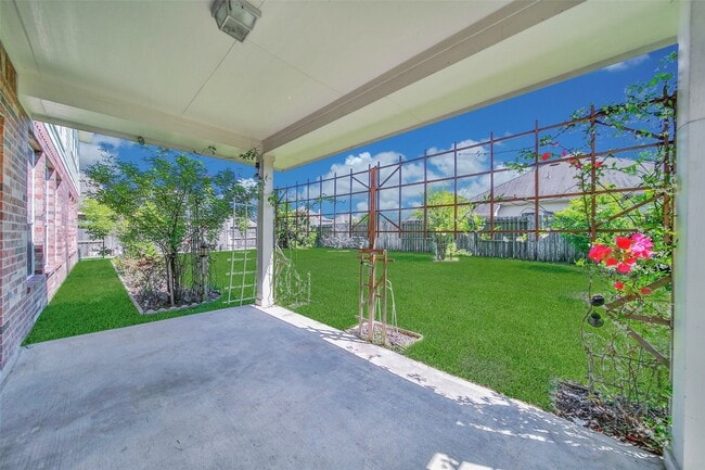 Building Photo - 16015 Portmanshire Ln