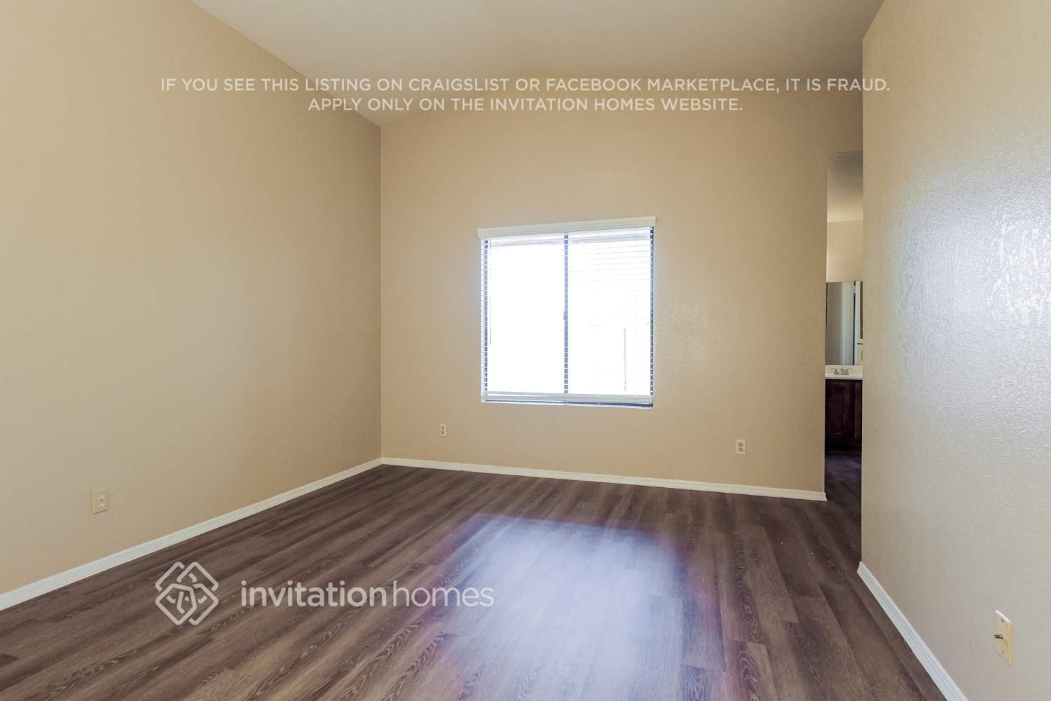 Building Photo - 6628 N 48th Dr